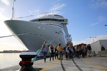 Studierende der Ascenso Akademie absolvieren den praktischen Teil ihres Studiums auf einem Kreuzfahrtschiff